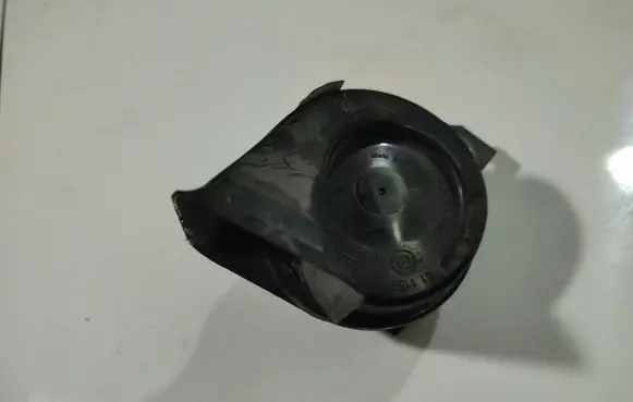 Nissan Note (E11) Horn signal 70388157