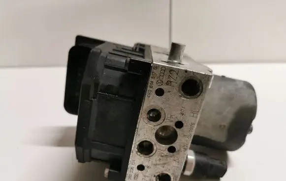 Audi A6 S6 C6 4F ABS Pump