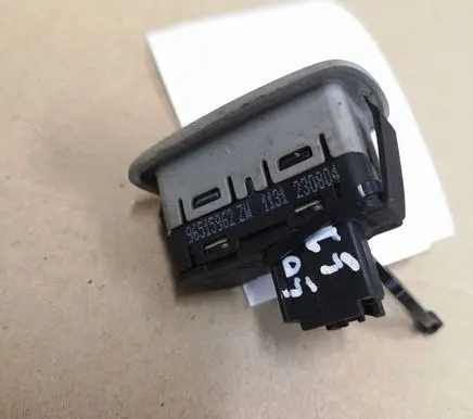 Citroen C5 Electric window control switch 96515962ZW