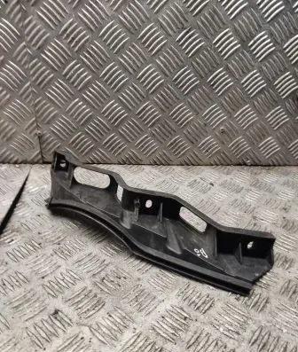 Volkswagen PASSAT B6 Front bumper mounting bracket 3c0807889