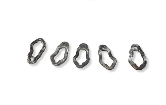 Volvo XC60 Fuel Injector clamp holder 
