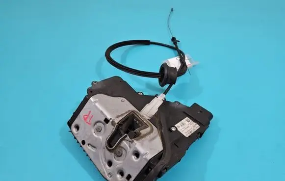 Seat Alhambra (Mk2) Rear door lock 7N0839016B IMPRK1435631