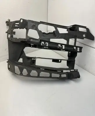 BMW 5 G30 G31 Front bumper mounting bracket 51117385346