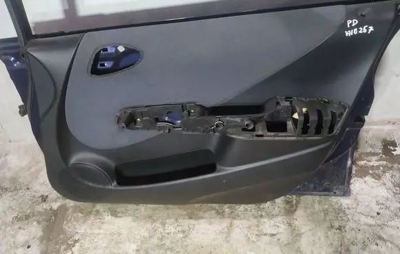 Honda Jazz Front door card panel trim