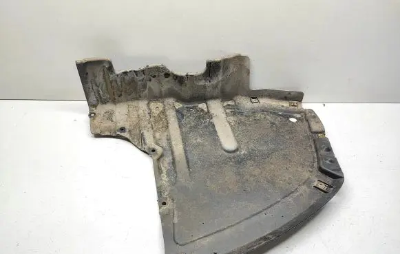 BMW 1 E82 E88 Fuel tank bottom protection 7166258 51757166258