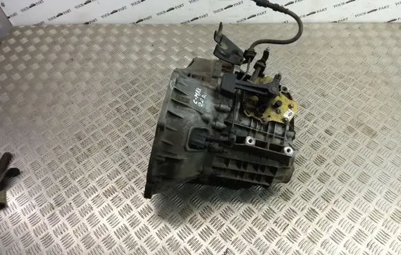 Ford Focus C-MAX Manual 5 speed gearbox 3M5R7201ZB