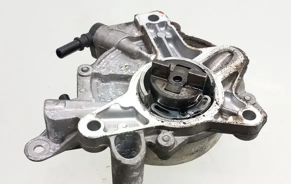 Ford S-MAX Vacuum pump 9673836180