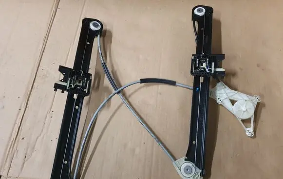 Audi A3 S3 8V Front window lifting mechanism without motor 8V4837461