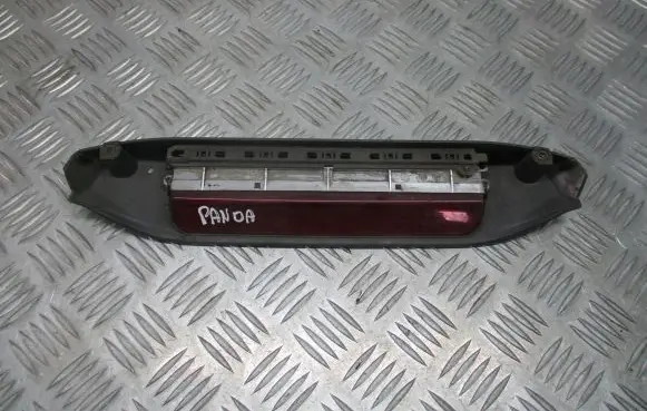Fiat Panda II Third/center stoplight