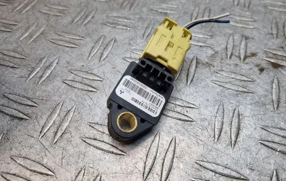 Peugeot 4007 Airbag deployment crash/impact sensor 8651A001