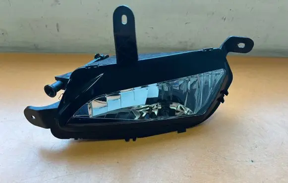 Opel Zafira C Front fog light 39098908 10041 662588537