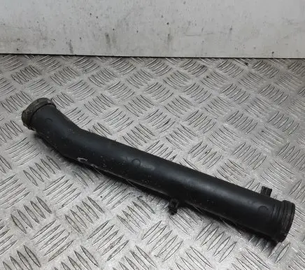 Volkswagen Golf IV Engine coolant pipe/hose 032121065D PA66GF30