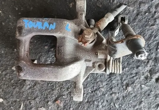 Volkswagen Touran I Front brake caliper