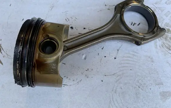 Audi A7 S7 4G Piston with connecting rod 079198401J 079107066EM