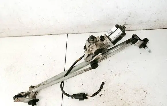 Front wiper linkage and motor