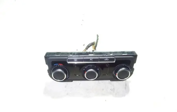 Volkswagen PASSAT B7 Climate control unit 5HB009751 7N0907426AM