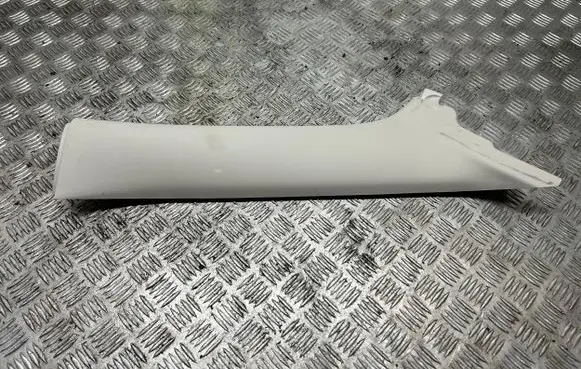 Jeep Cherokee (A) pillar trim