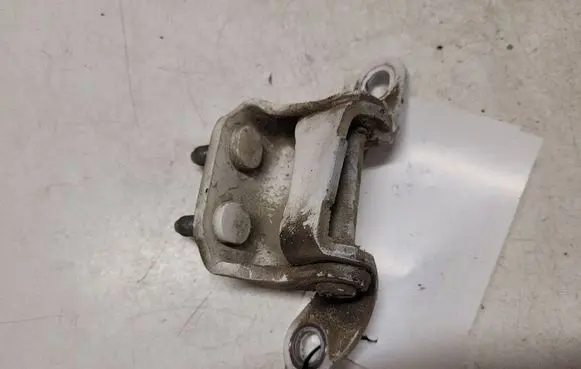 Toyota Avensis Verso Rear door upper hinge