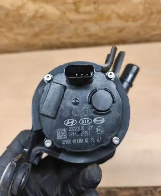 Hyundai Ioniq 5 Electric auxiliary coolant/water pump