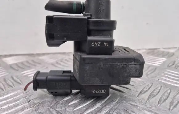 BMW 3 F30 F35 F31 Turbo solenoid valve 70177712 V7599547