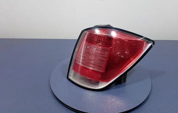 Opel Astra H Rear/tail lights 24451840