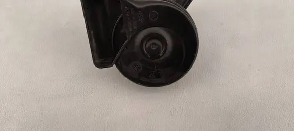 Audi A3 S3 8V Horn signal 0055307