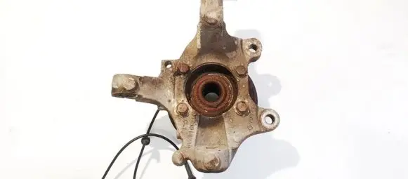 Chrysler Pacifica Front wheel hub 04743147ab