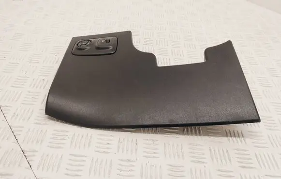 Citroen C3 Aircross Dashboard lower bottom trim panel 460029937 8235