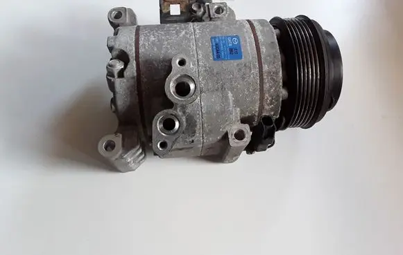 Mazda 6 Air conditioning (A/C) compressor (pump) F500AUCAA05