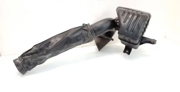 Intake resonator