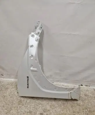 Toyota bZ4X Fender