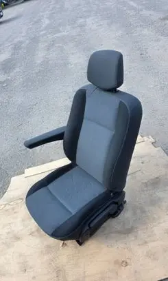 Renault Master III Front driver seat 