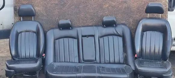 Seat set