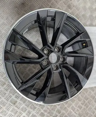 Skoda Scala R17 alloy rim 657601025AL 657601025N 657601025AK