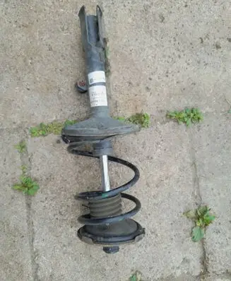 Toyota RAV 4 (XA30) Front shock absorber/damper 824903006280