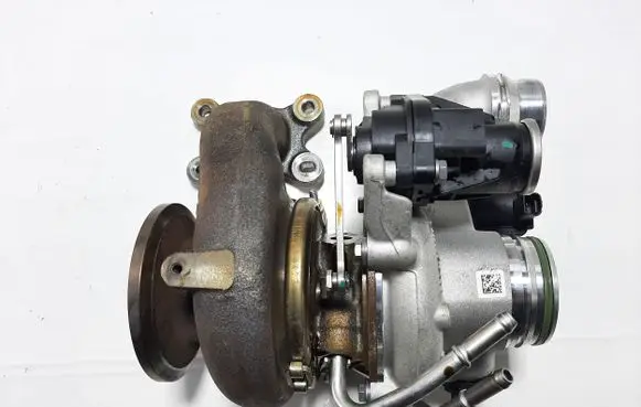Volvo XC40 Turbo 32361308