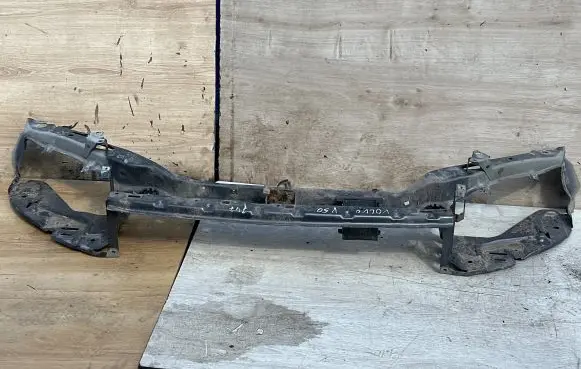 Volvo V50 Top upper radiator support slam panel