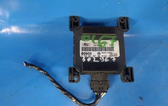 Volvo XC70 Fuel pressure sensor 30769225