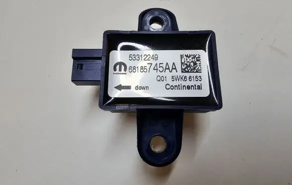 Chrysler Pacifica Airbag deployment crash/impact sensor 68185745AA 53312249