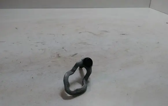 Volvo S60 Fuel Injector clamp holder
