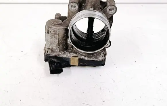 Opel Antara Throttle valve 25183238