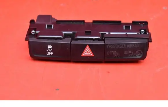 Opel Mokka X Hazard light switch 95016183