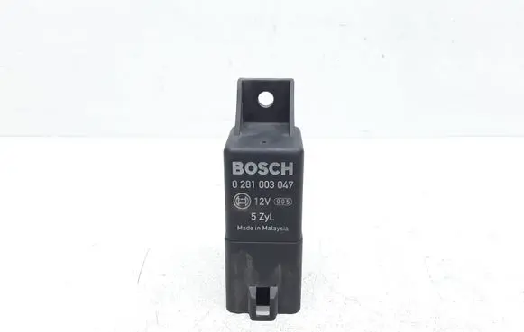 Volvo S80 Glow plug pre-heat relay 30785663 0281003047