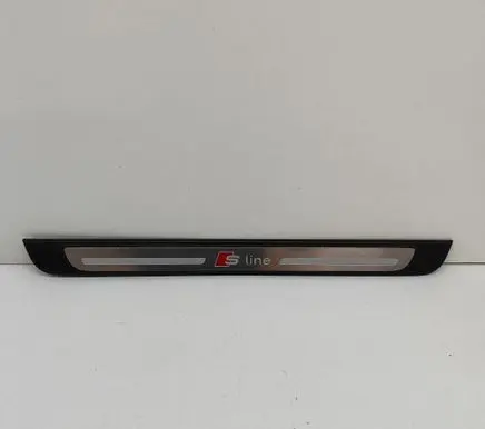 Audi A1 Front sill trim cover 8V4853491M 8V4853491P