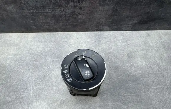 Audi A4 S4 B6 8E 8H Light switch 8E0941531A