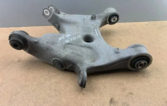 BMW 5 F10 F11 Rear upper control arm/wishbone 6780071 33326780071 33326780069