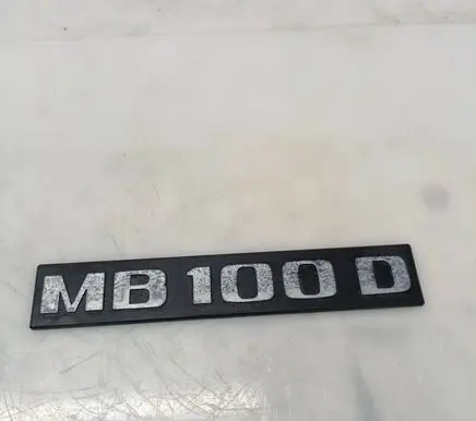 Mercedes-Benz 100 W631 Manufacturers badge/model letters