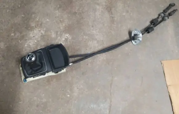 Hyundai i30 Gear shift cable linkage 43794A6300