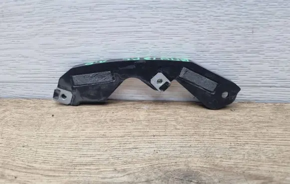 BMW i3 Front bumper mounting bracket 7385645