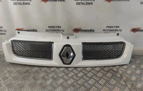 Front bumper upper radiator grill